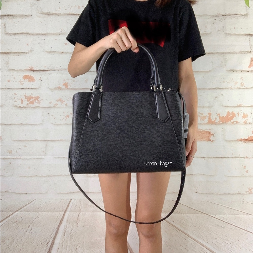 Michael Kors Kimberly Large Satchel - Picture 5 of 8